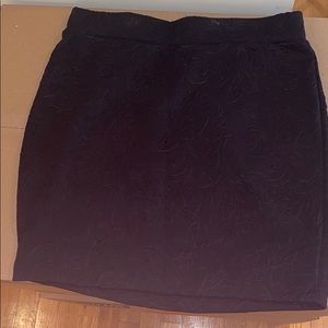 Cute black floral embroidered mini skirt